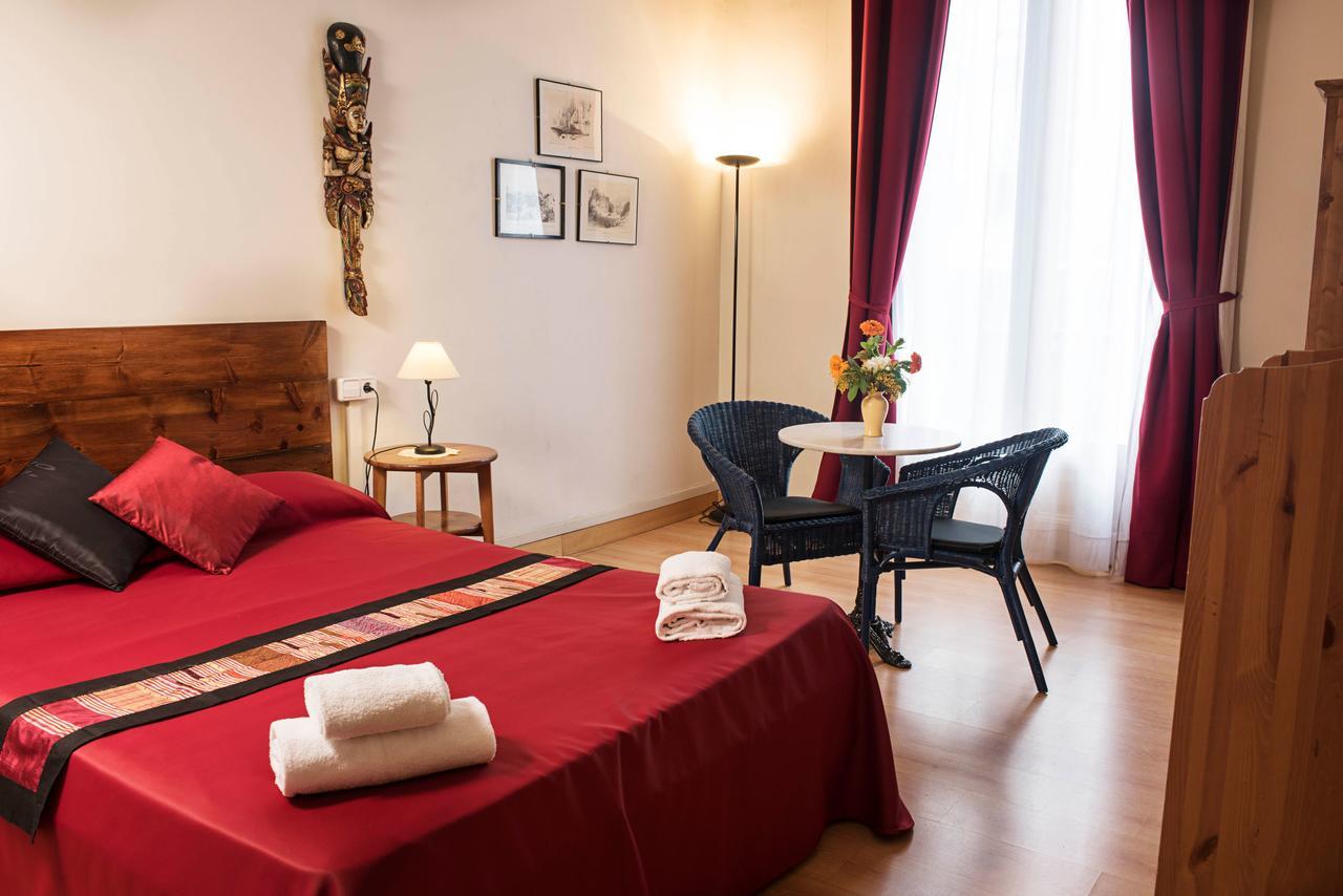 Double or Twin Room with Balcony and Shared Bathroom,632602086:JPEG