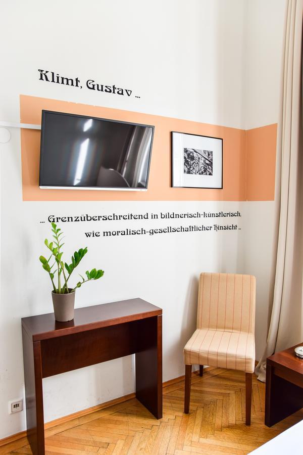 Standard Single Room with Private Bathroom,184712121:JPEG