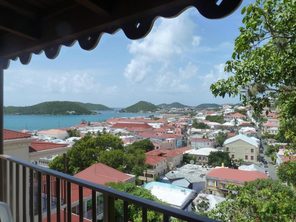 Queen Room Harbour View