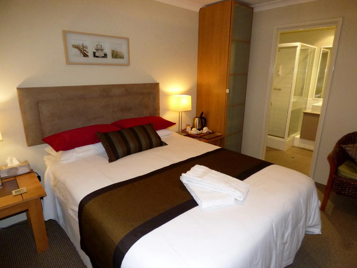Room 4 Standard