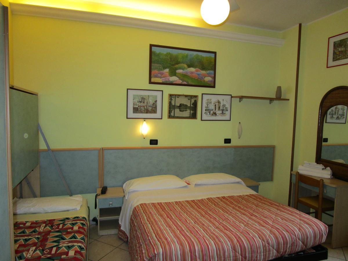 Dreibettzimmer
