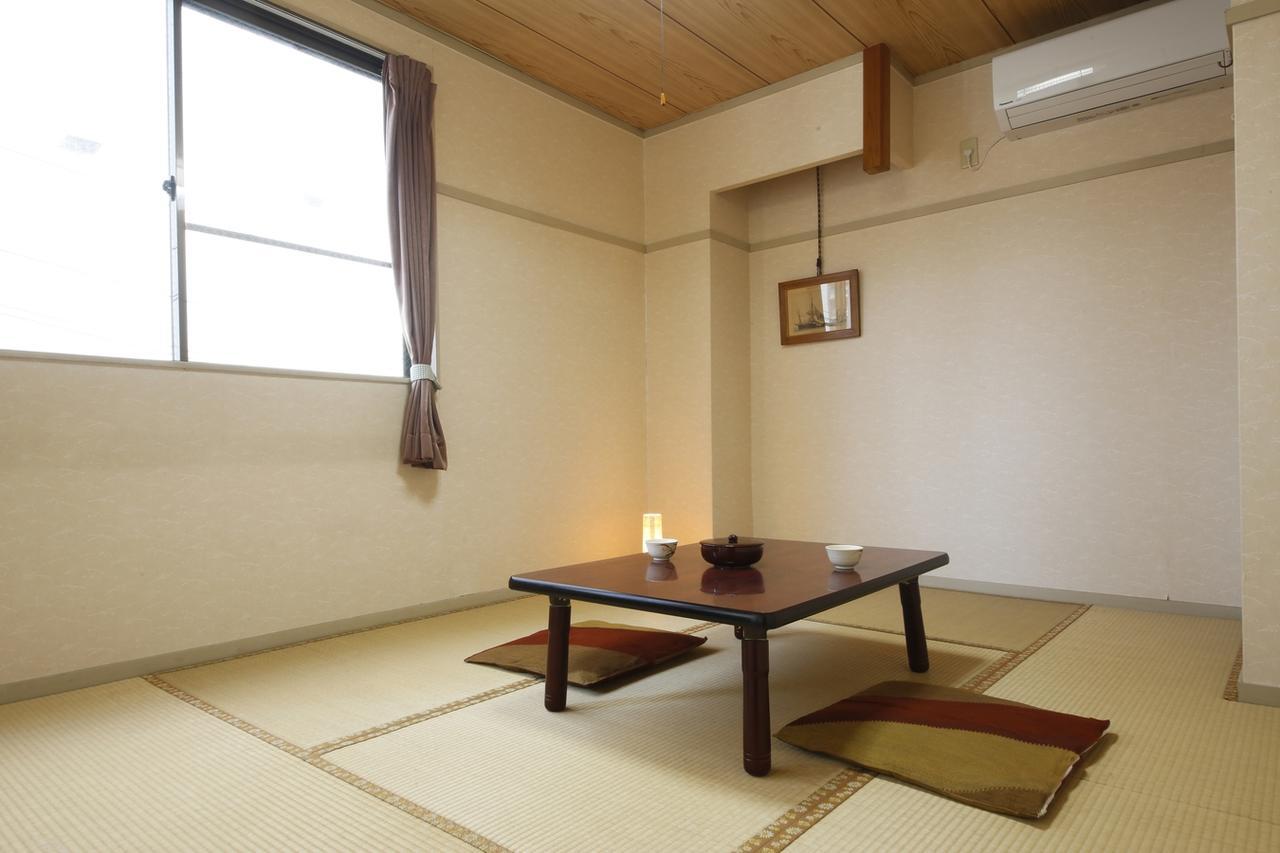 Quadruple Room with Private Bathroom