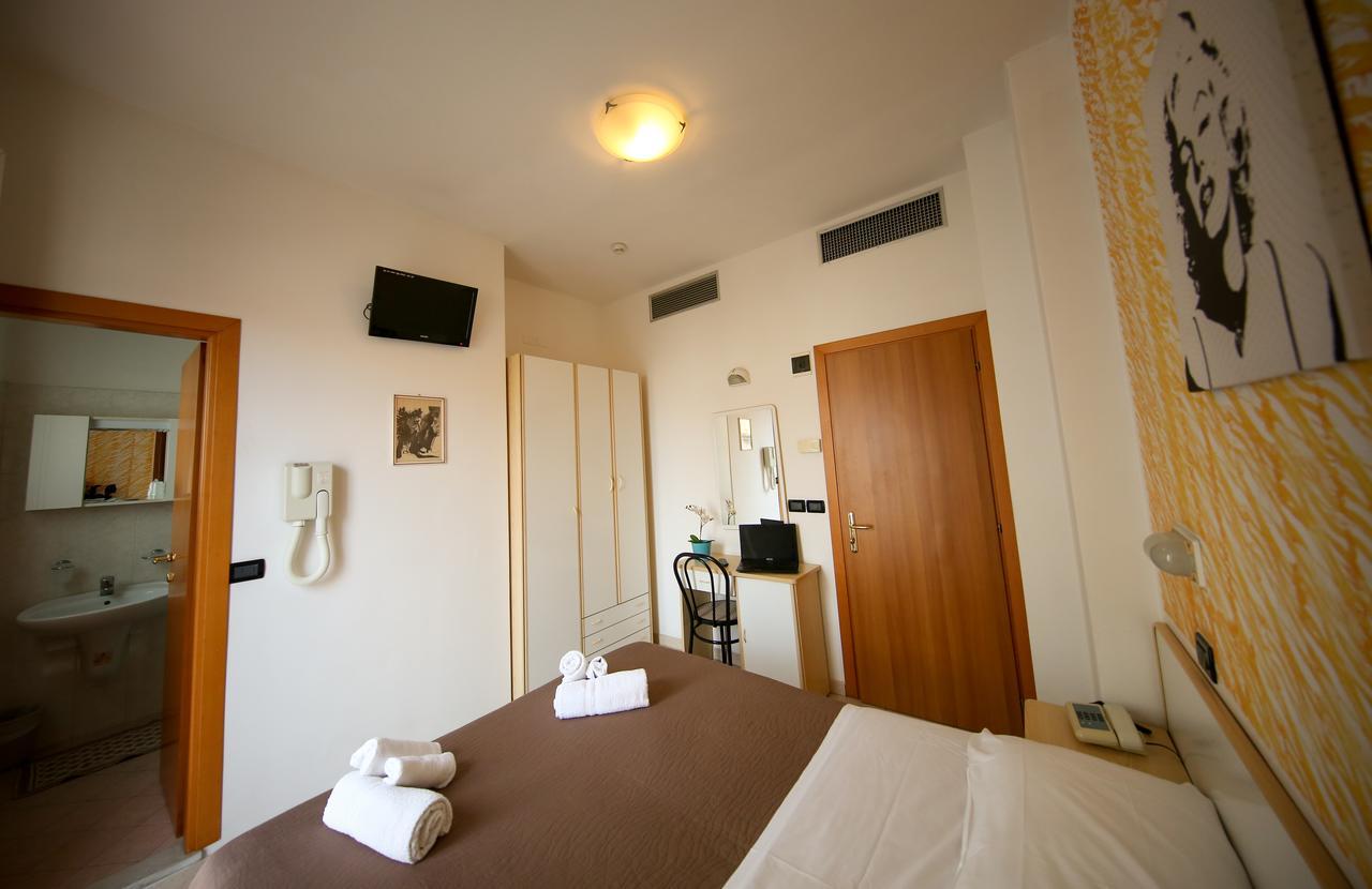 Double or Twin Room Balcony