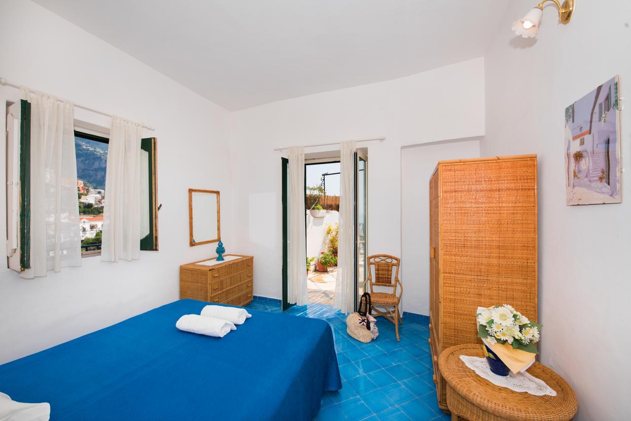 Quarto Duplo com Varanda e Vista do Mar