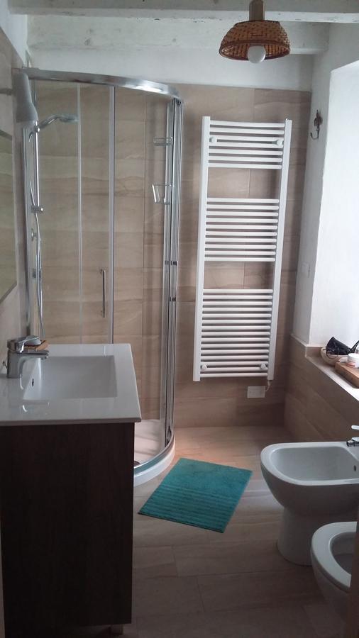 Camera Matrimoniale/Doppia con Letti Singoli con Bagno Privato