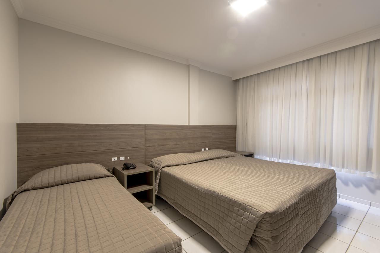 Quarto Triplo Superior