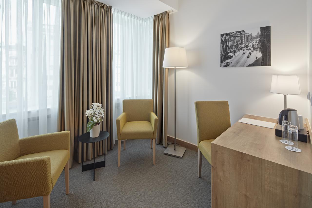 Junior Suite,657688083:JPEG