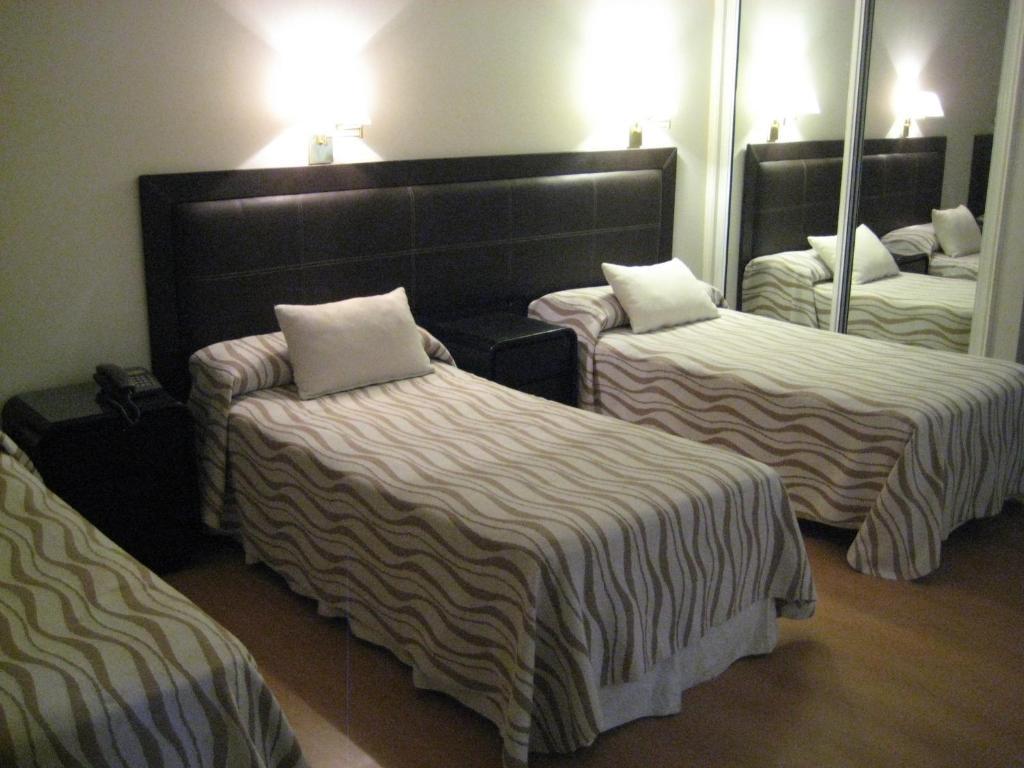 Quarto Triplo Standard