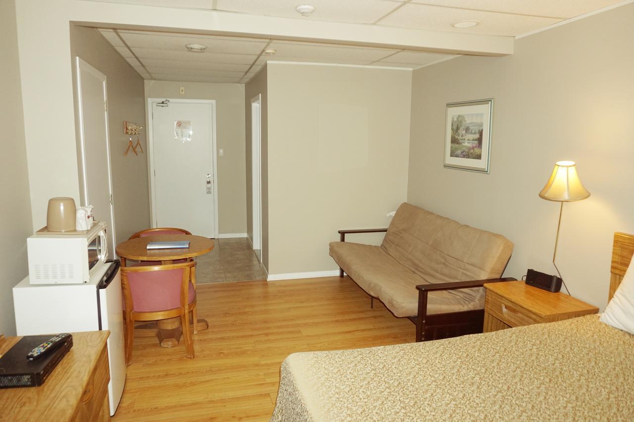 Queen Room Non-Smoking