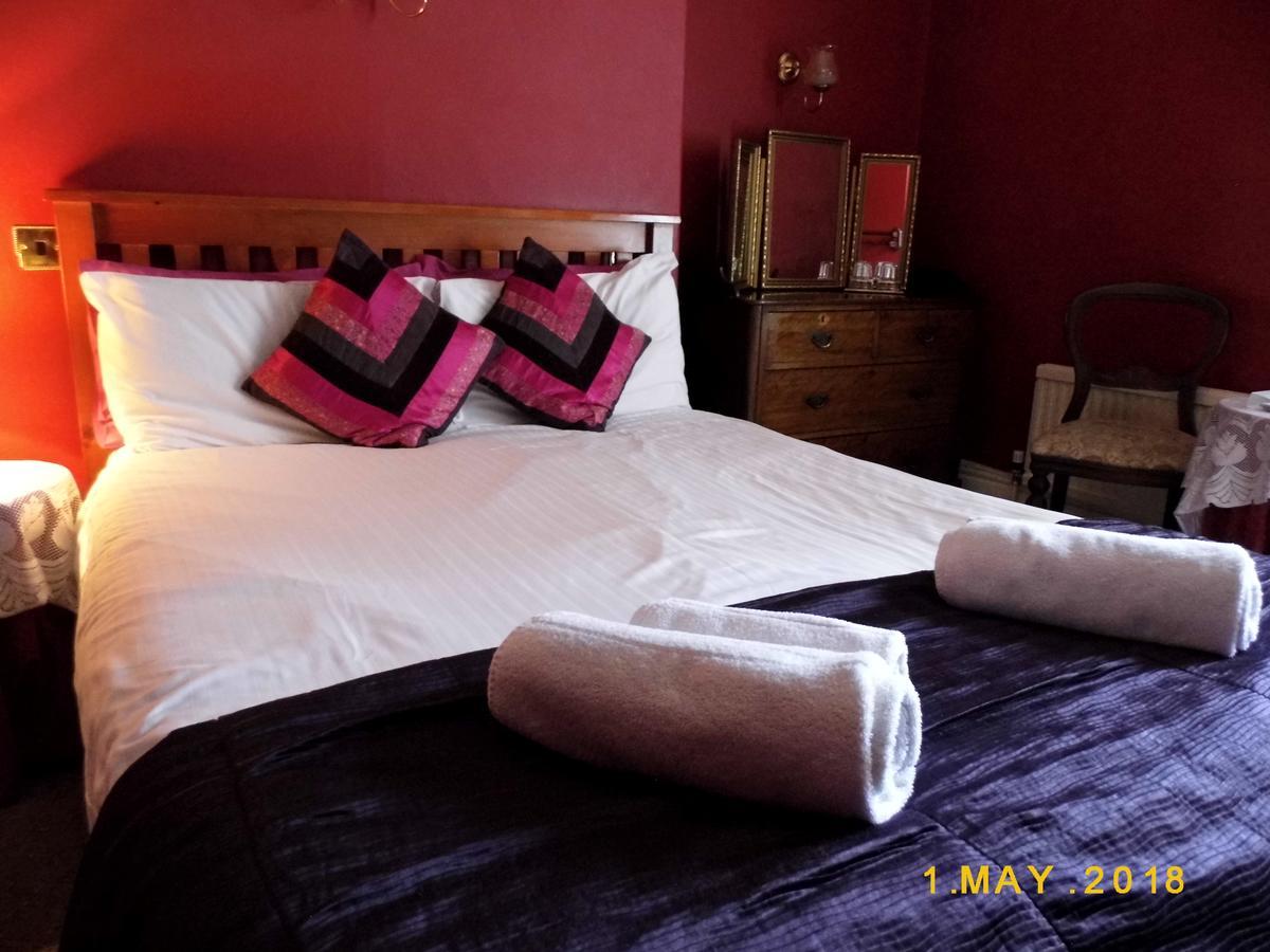 Double Room En-Suite,663398214:JPEG