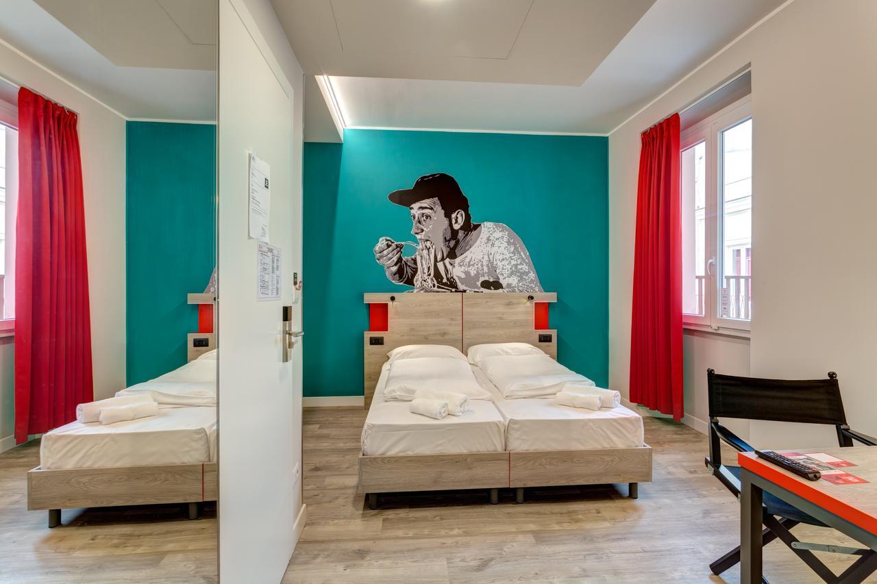 Double Room for Single Use