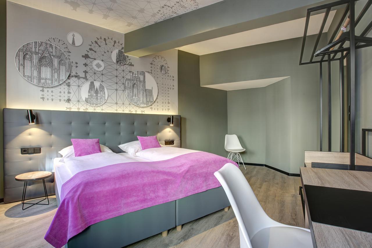 Comfort Room, 1 Double Bed,666299547:JPEG