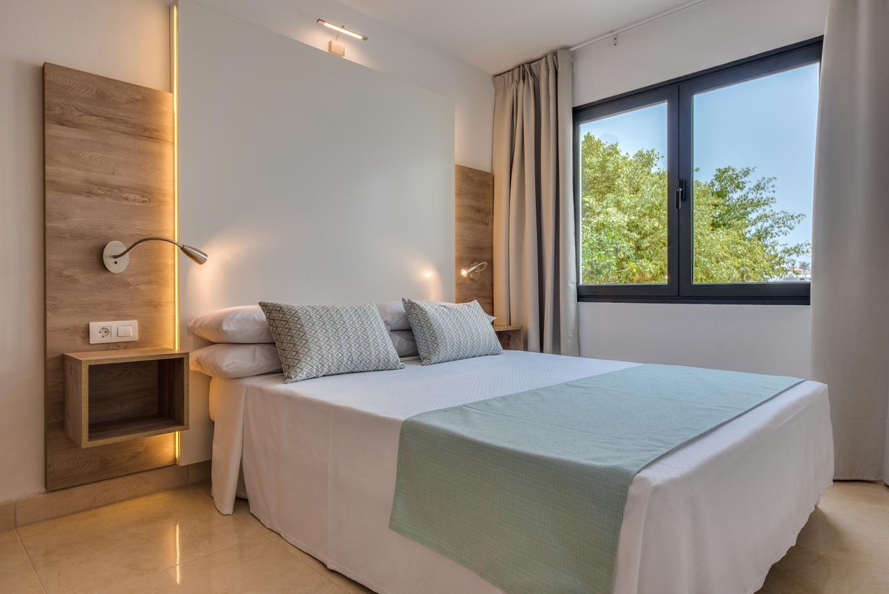 Deluxe Ferienwohnung mit 1 Schlafzimmer und Balkon