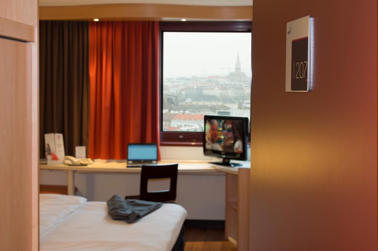 Standard Twin Room,669740553:JPEG