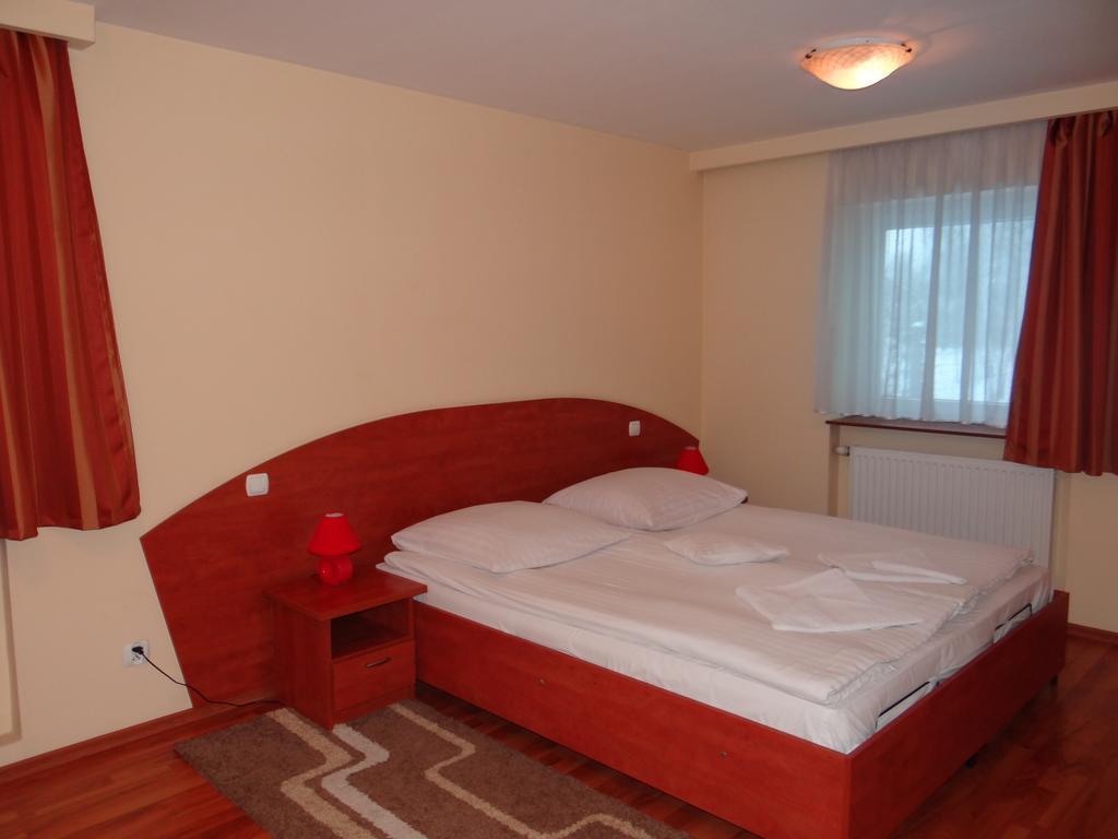 Chambre Double ou Lits Jumeaux