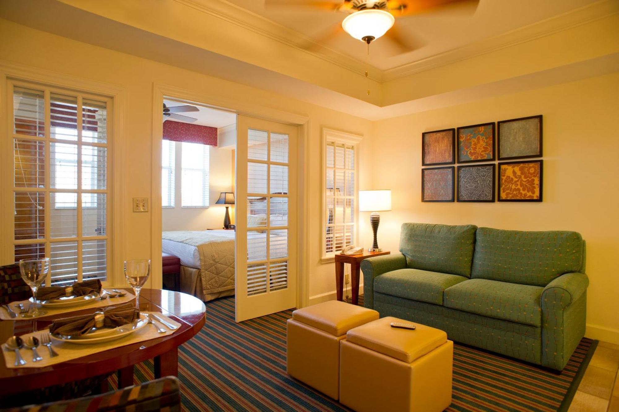 One-Bedroom King Suite Sofa Bed