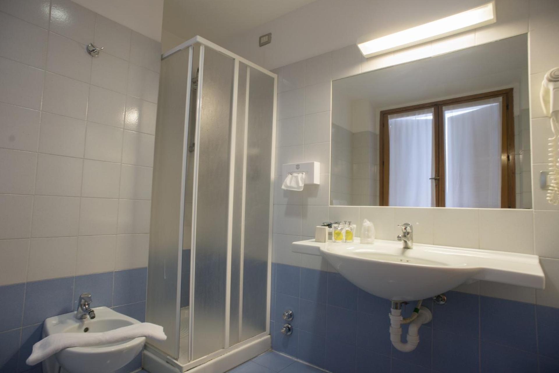 Habitación Doble Económica - 1 o 2 camas