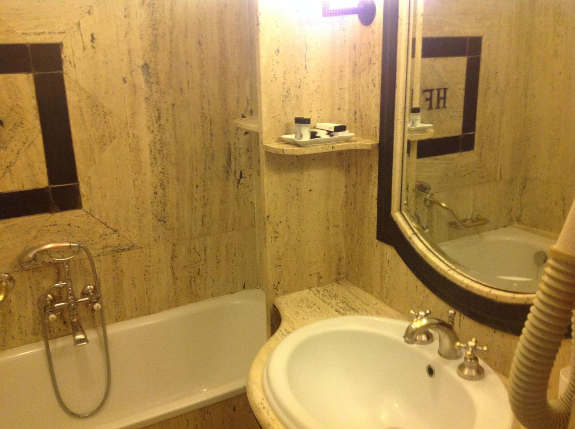 Twin Room City View,1319802382:JPEG