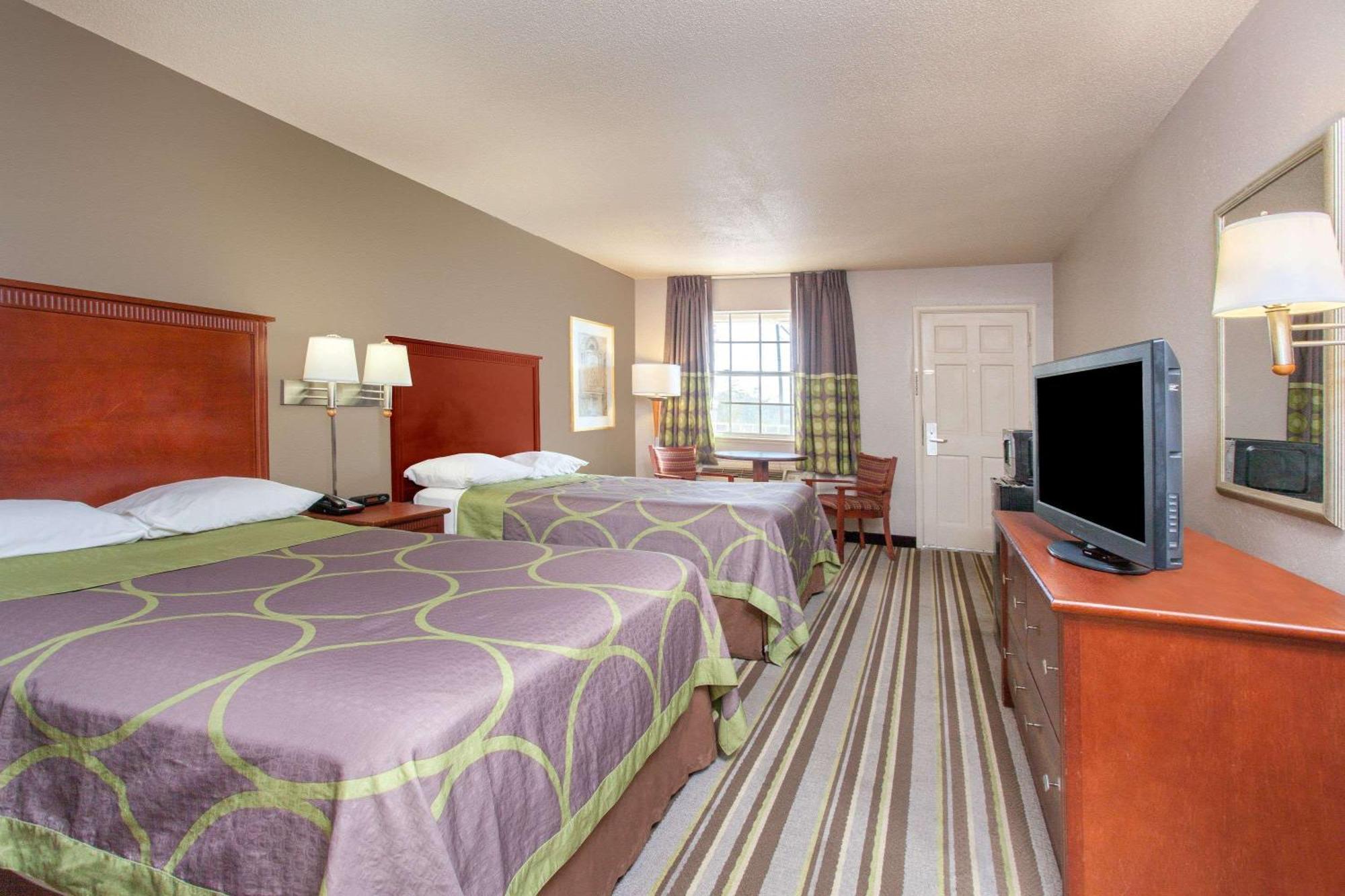 Double Room with Two Double Beds - Non-Smoking