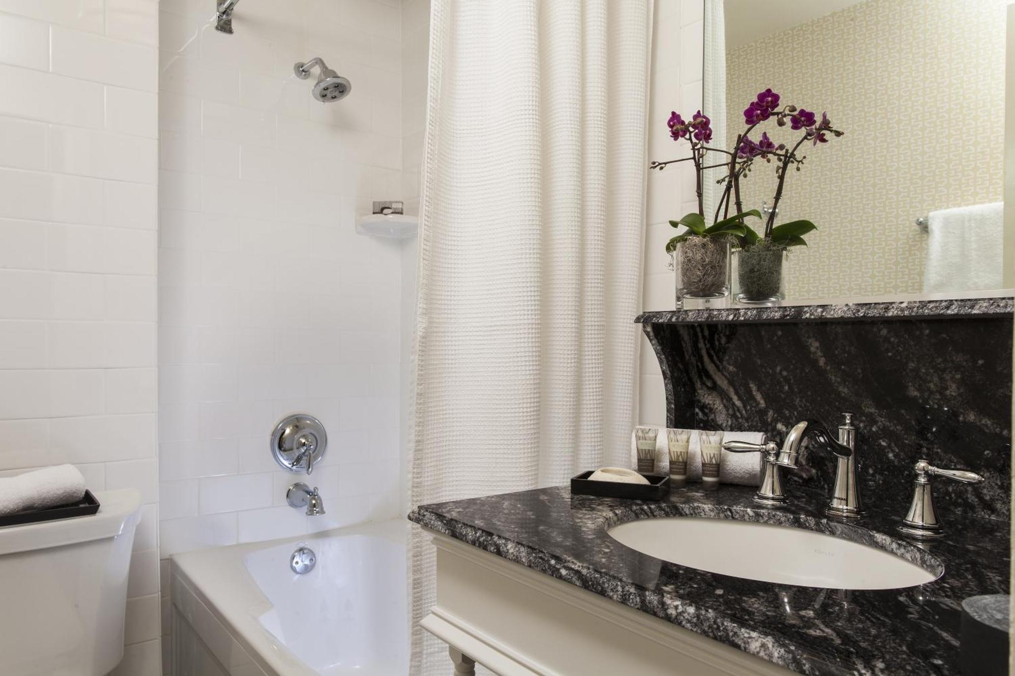 Quarto Superior com 2 Camas de Solteiro