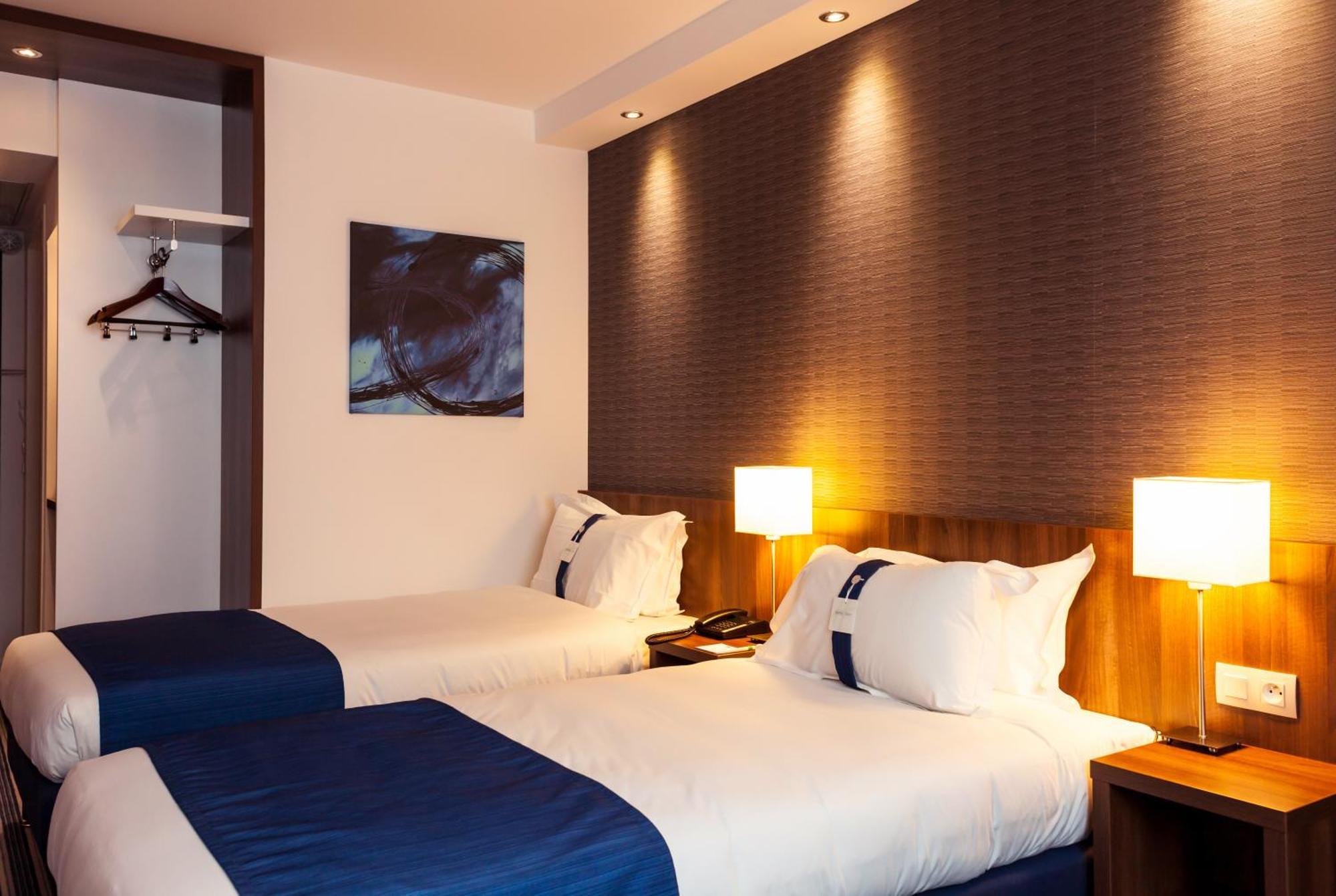 Standard Room with Free Breakfast