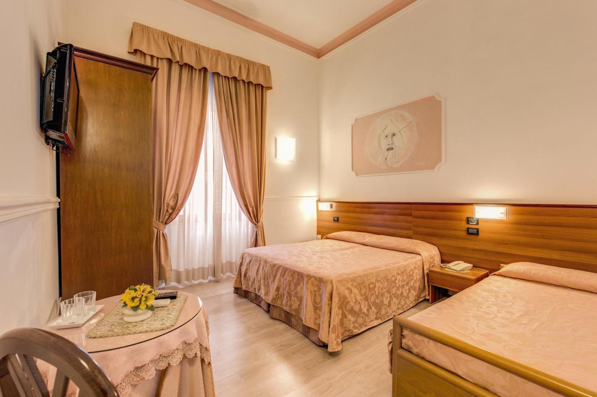 Triple Room,705257125:JPEG
