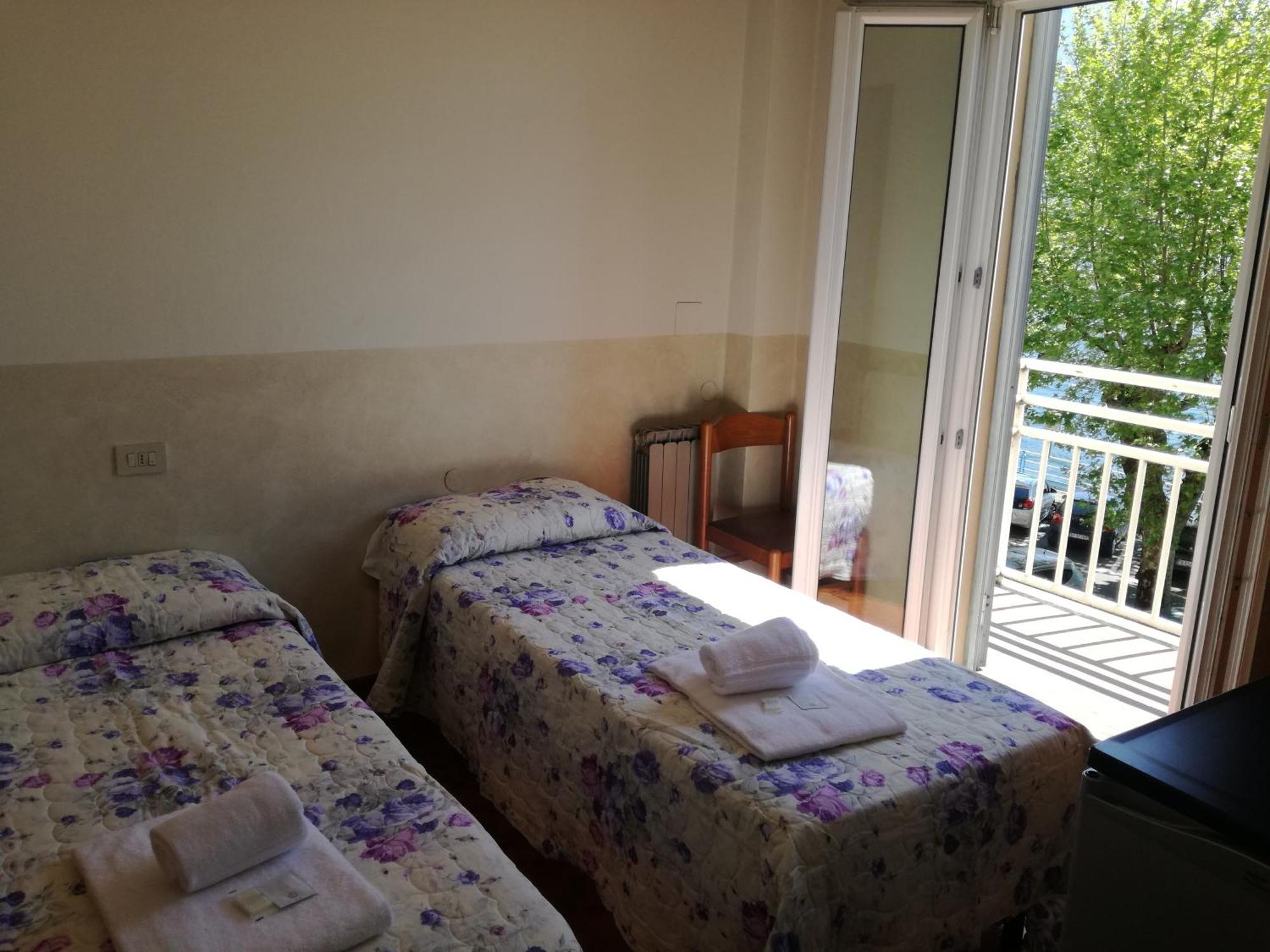 Double Room Lake View
