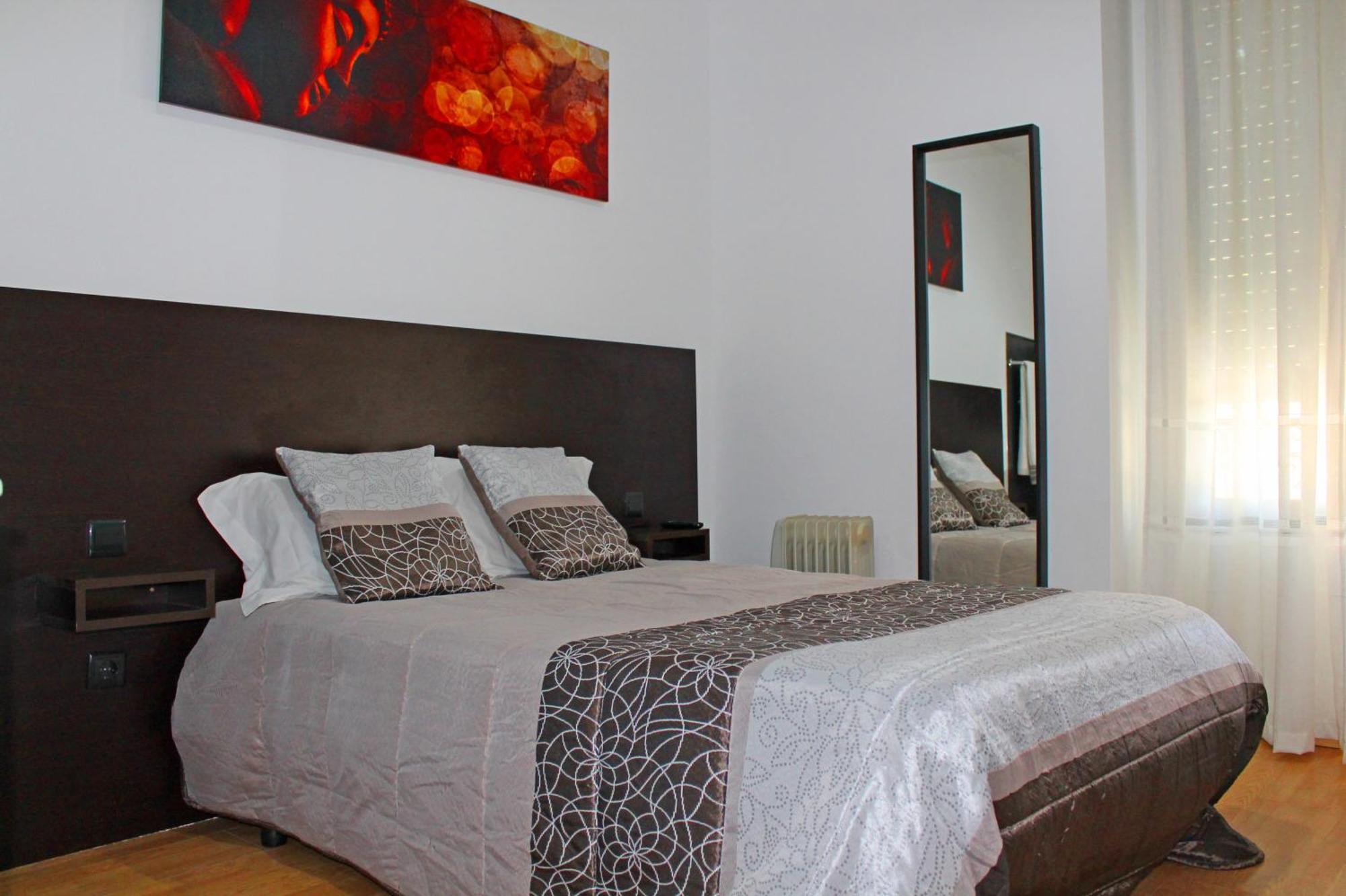 Quarto Duplo com Banheiro Compartilhado
