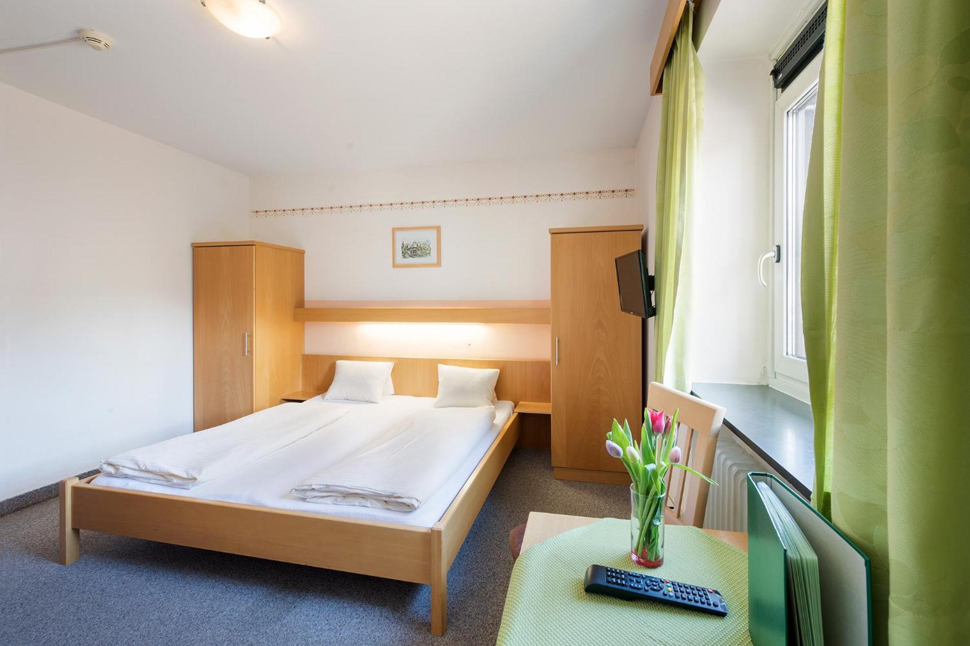 Standard Double Room,707530735:JPEG