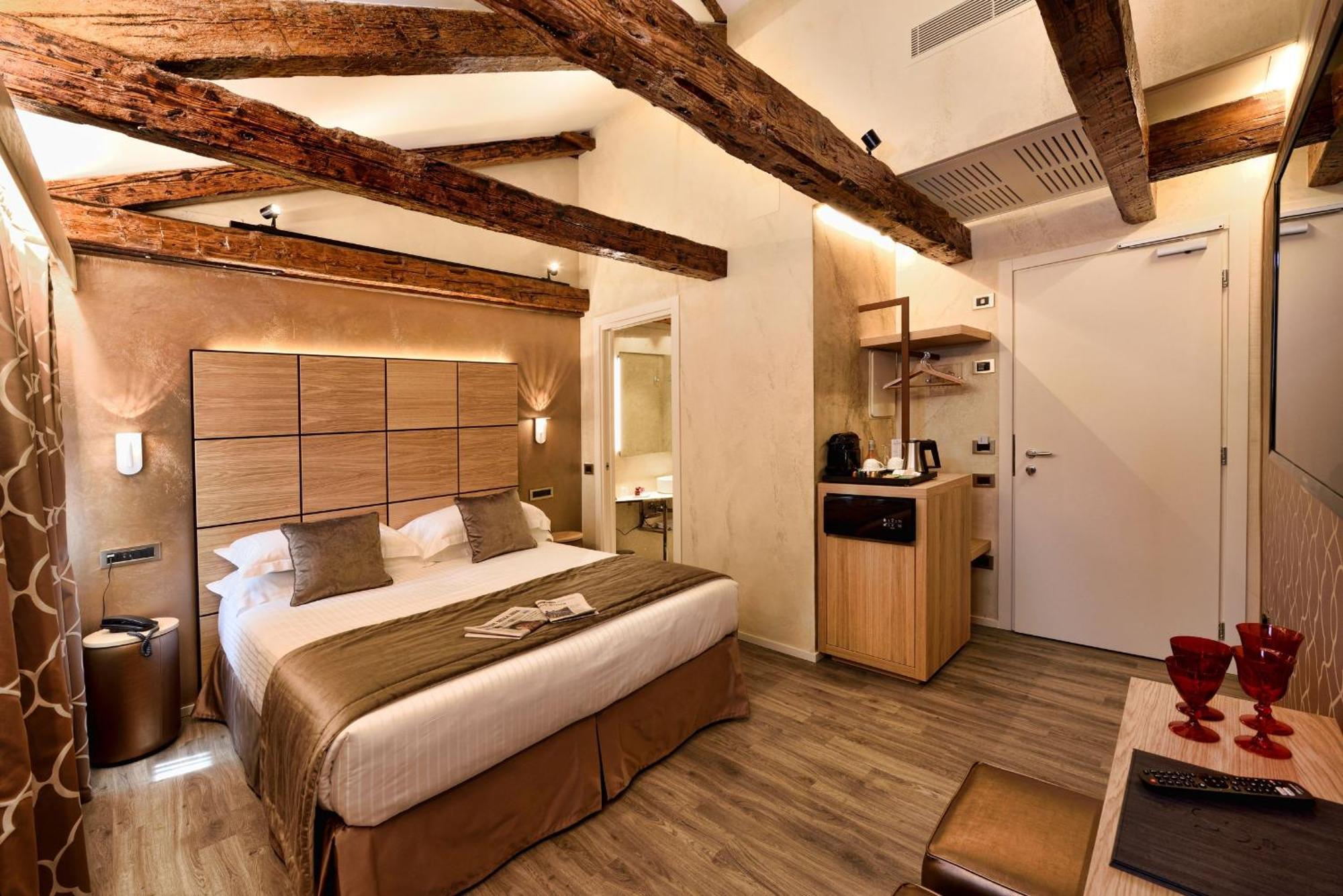 Quarto Duplo Superior com Vista para a Cidade
