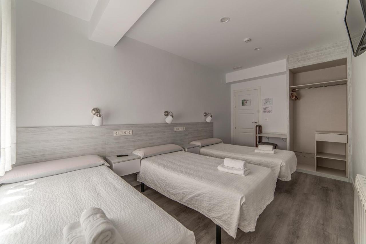 Triple Room Bathroom