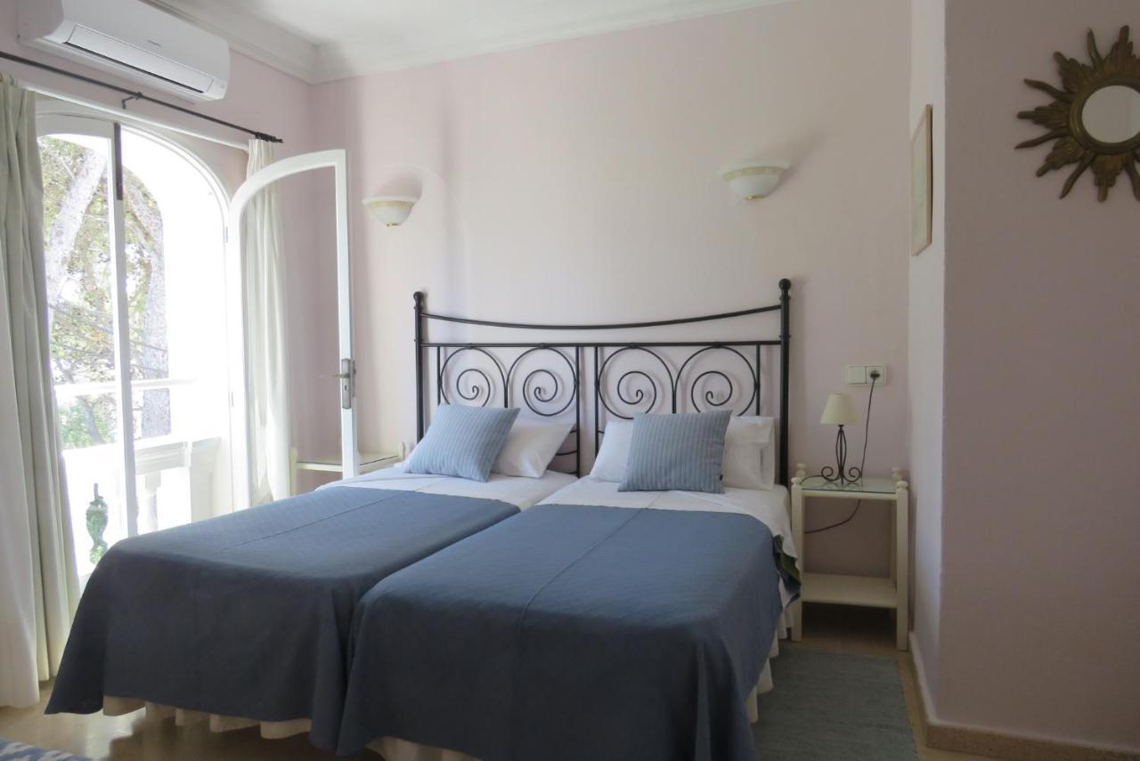Standard Double or Twin Room,718399540:JPEG