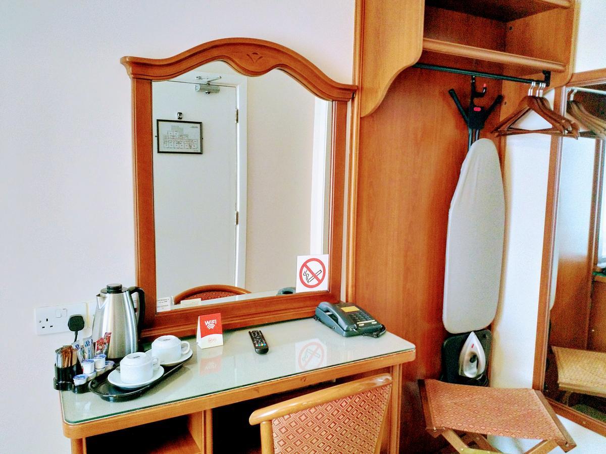 Standard Single Room Shower,719695171:JPEG