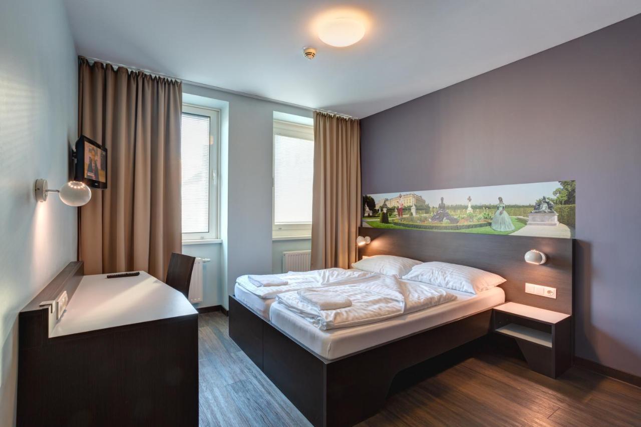 Tweepersoonskamer met 2 Aparte Bedden