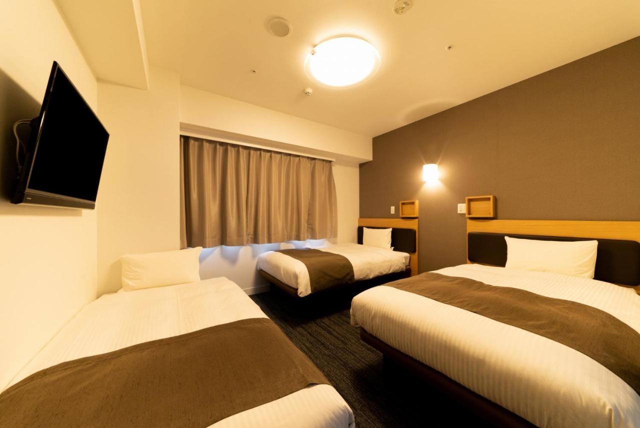 Economy Triple Room