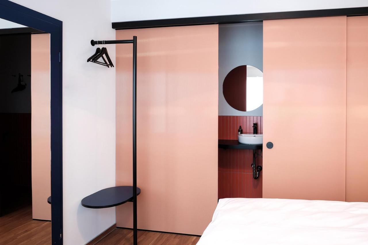 Double Room Private Bathroom
