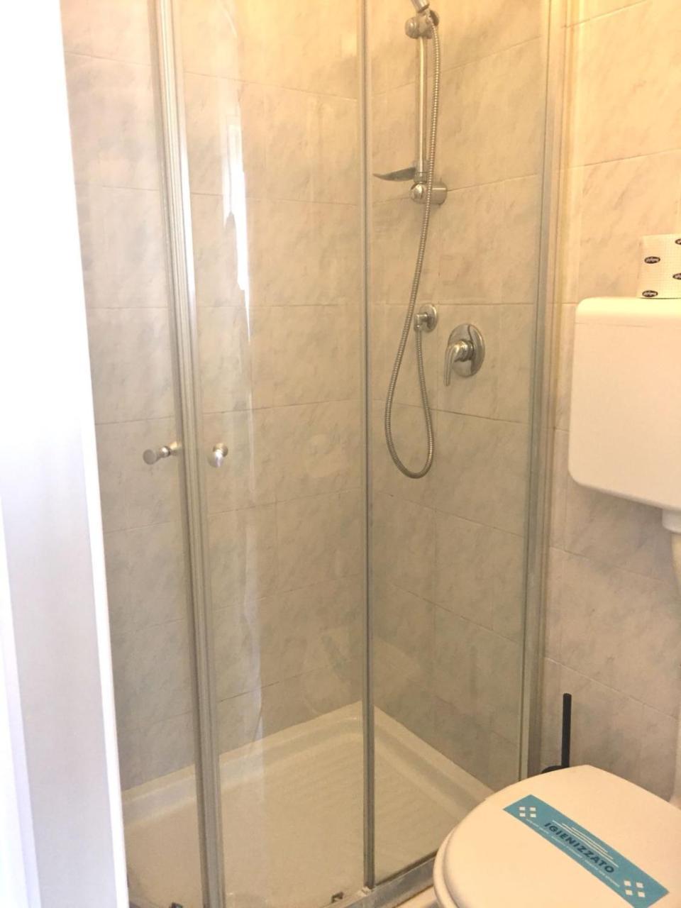 Double or Twin Room,758708365:JPEG