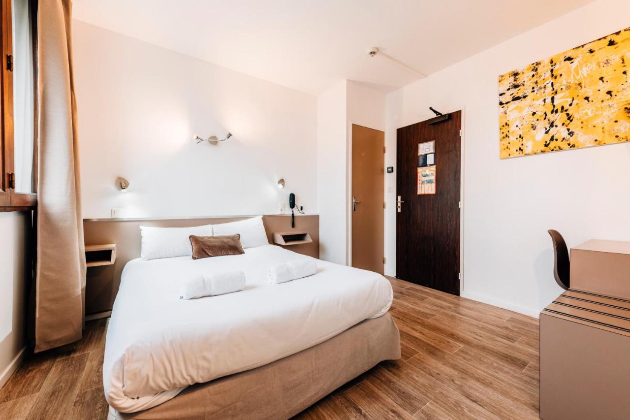 Double Room,759004546:JPEG