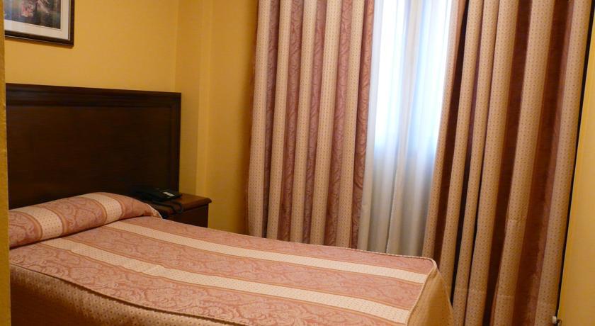 Single Room,1207790965:JPEG