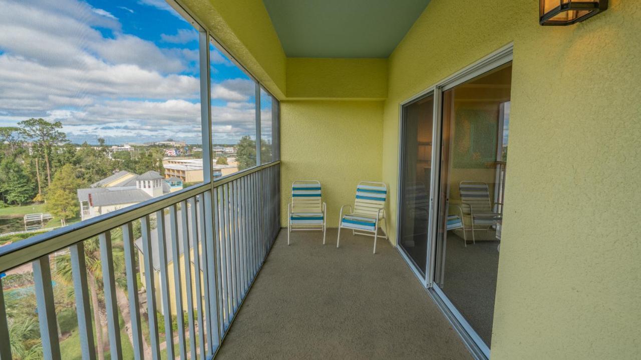 One Bedroom Condo Sofa Bed Full Kitchen