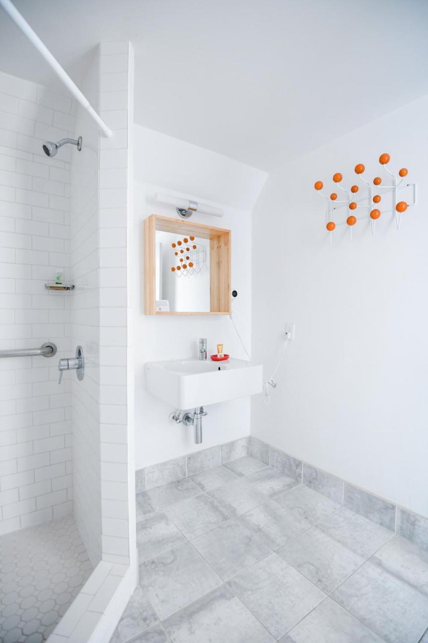 Deluxe Family Suite