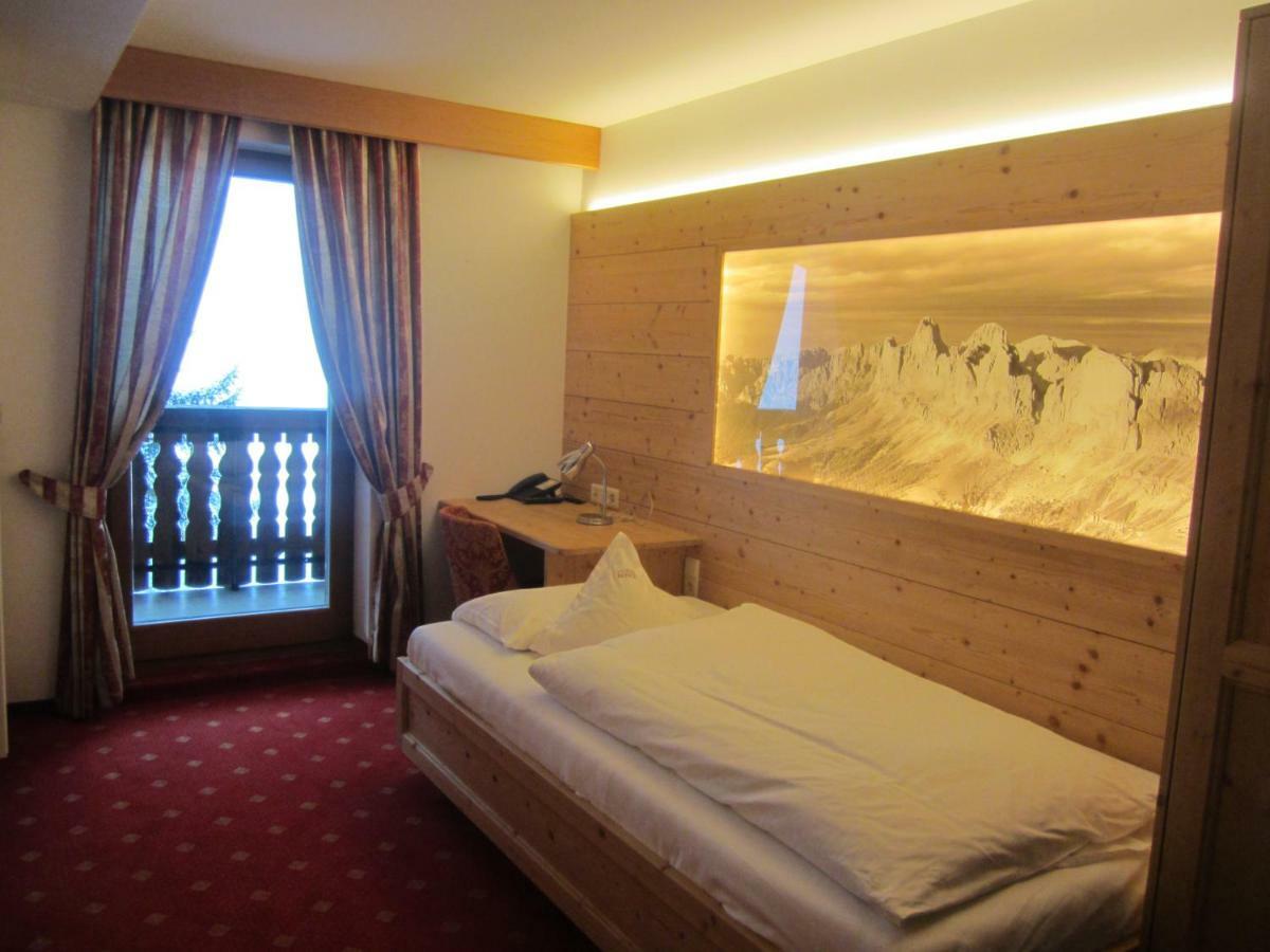Single Room Balcony,1008883990:JPEG