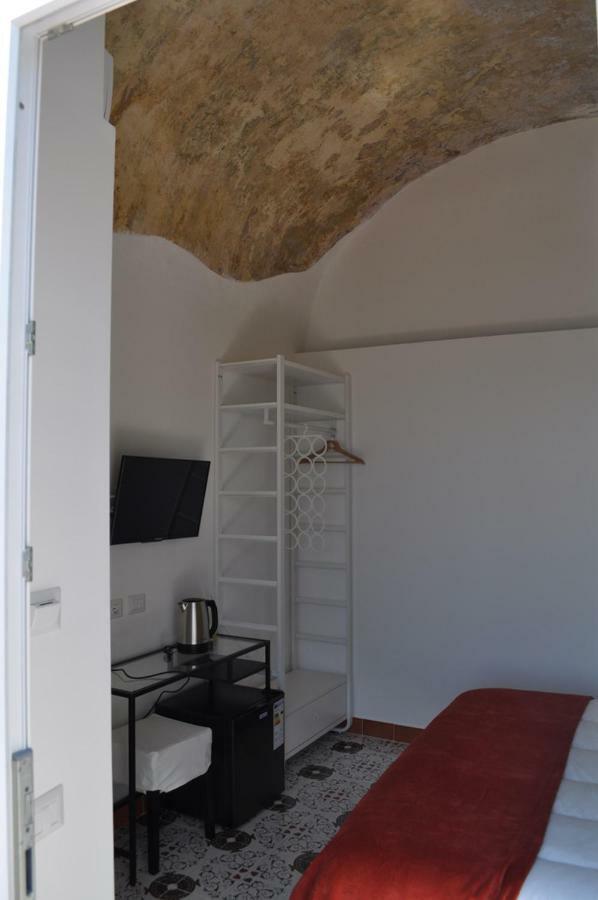 Standard Double Room,787906086:JPEG
