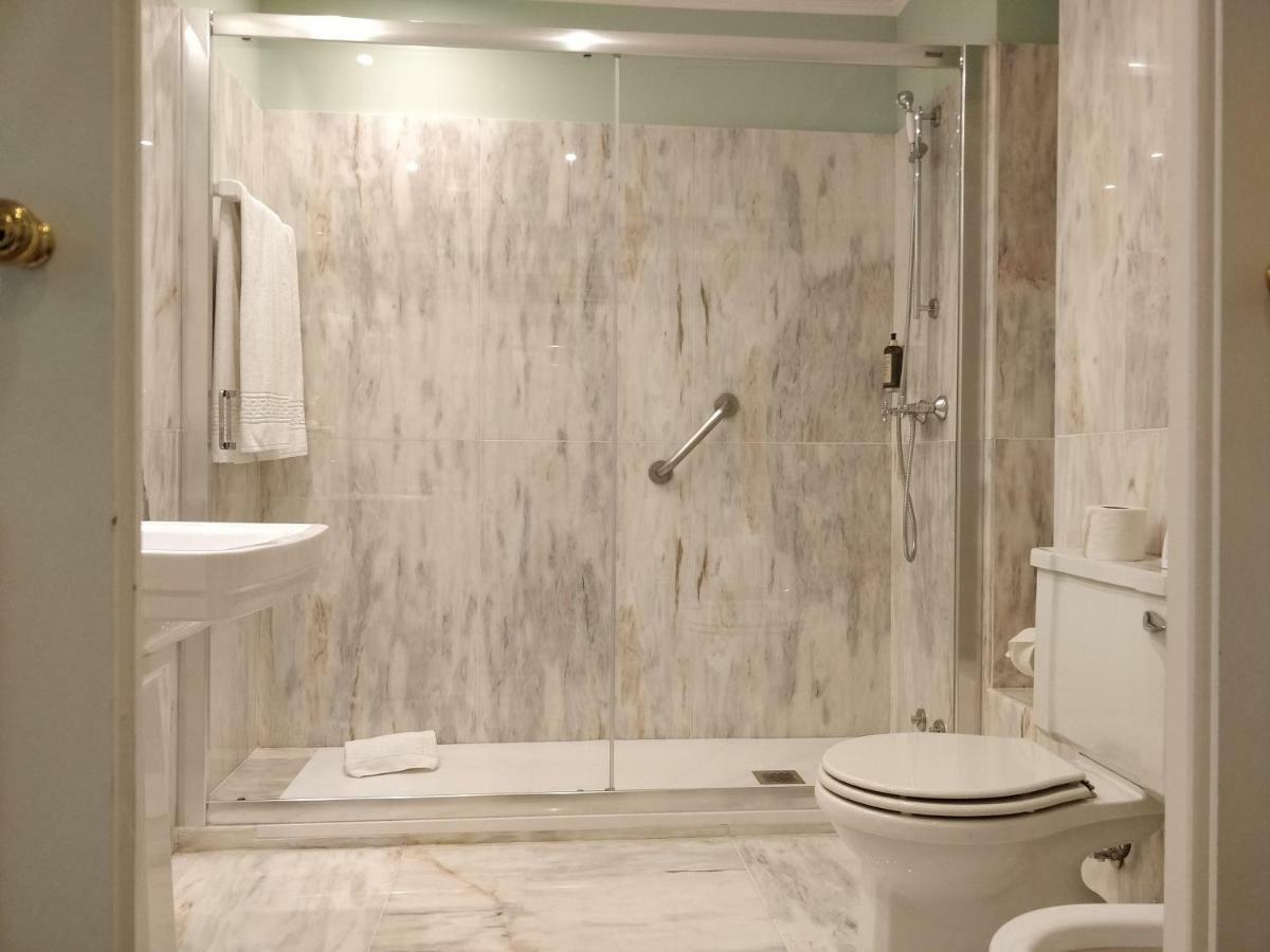 Quarto Duplo Standard