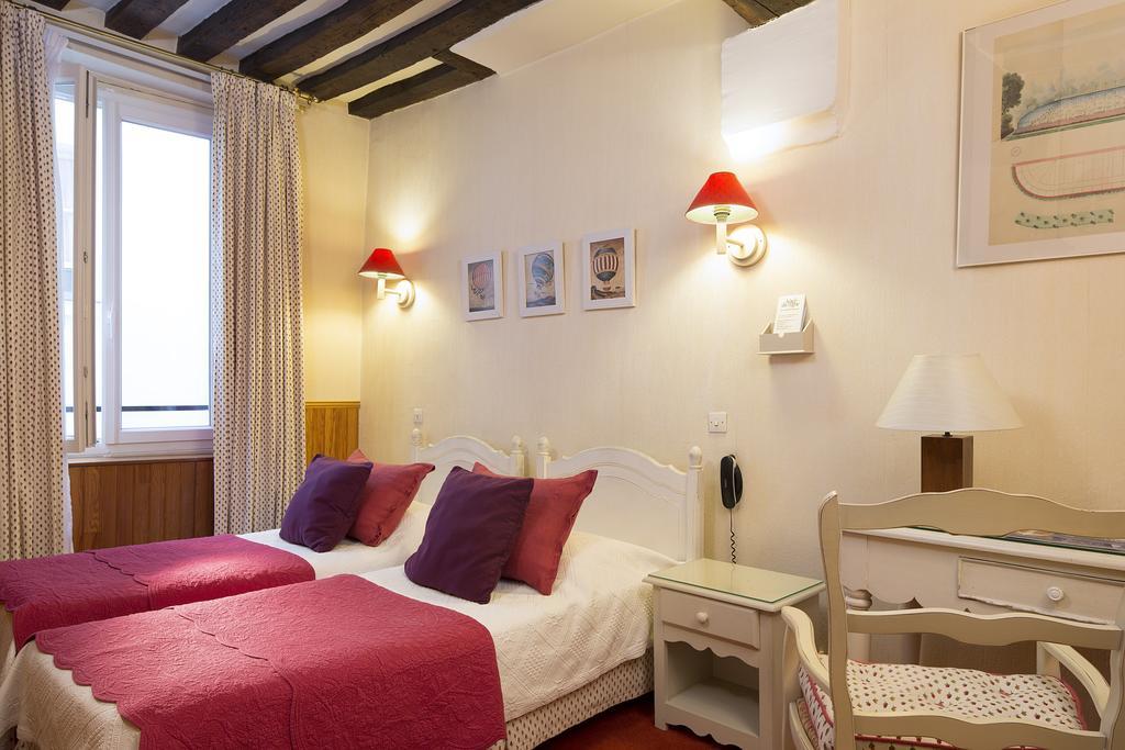 Twin Room,1773767080:JPEG