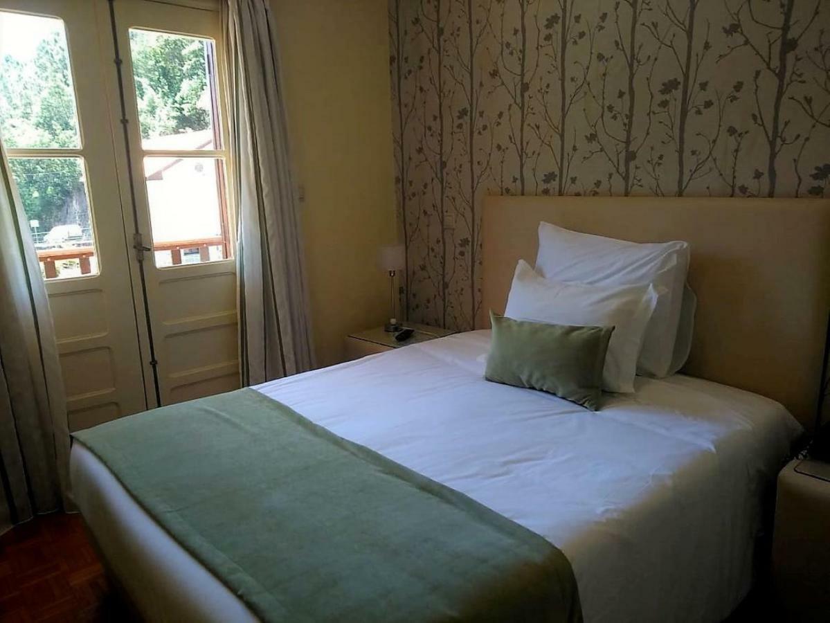 Single Room Balcony,805833210:JPEG