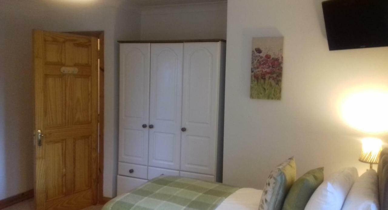 Triple Room with Shower,830881163:JPEG