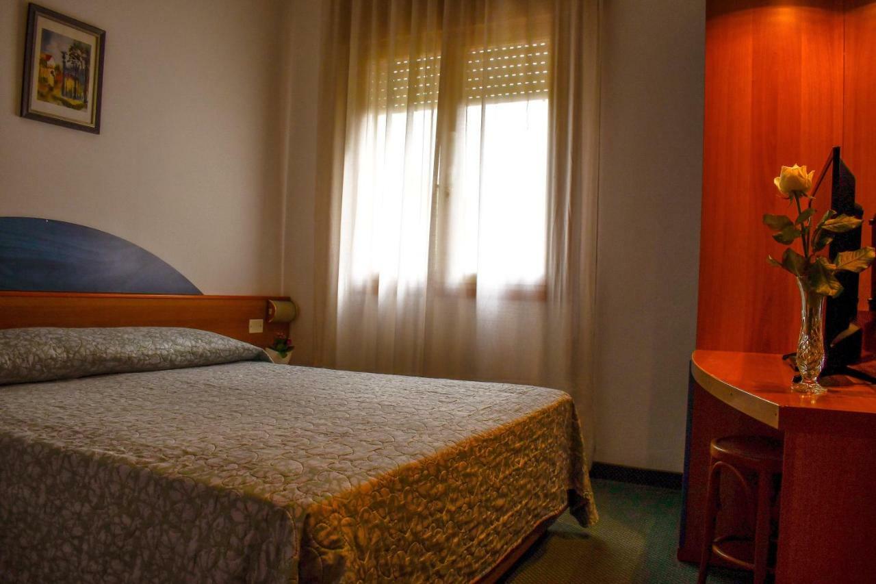 Habitación Confort con cama grande