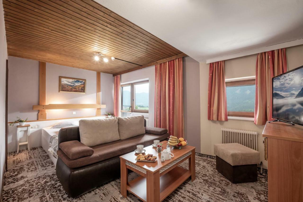 Doppelzimmer mit Zustellbett