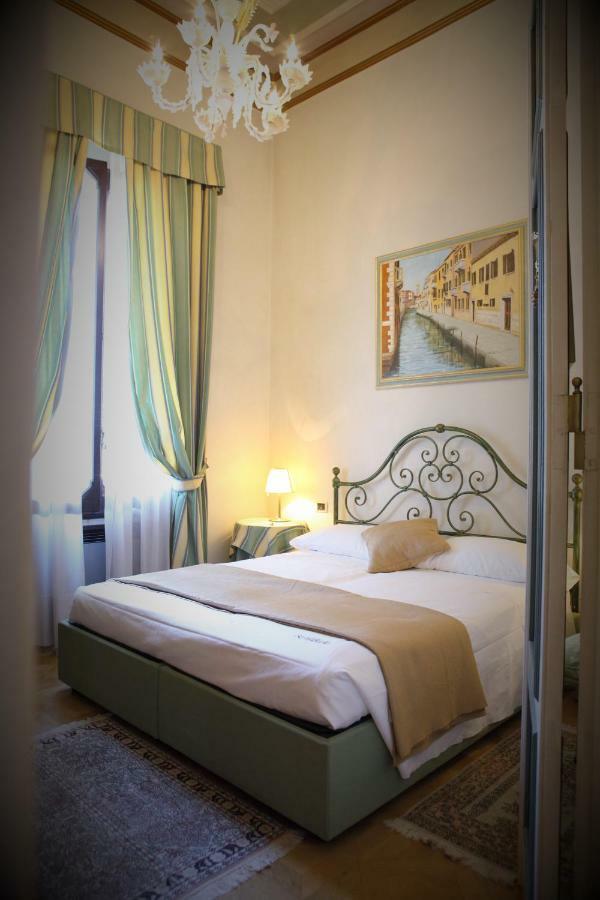 Double Room,1554375913:JPEG